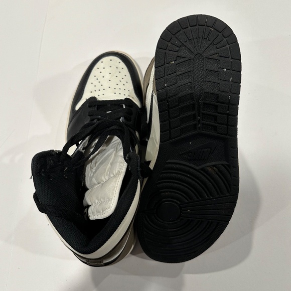 Nike Jordan 1 Retro High Dark Mocha - Size 10.5 - Picture 10 of 11